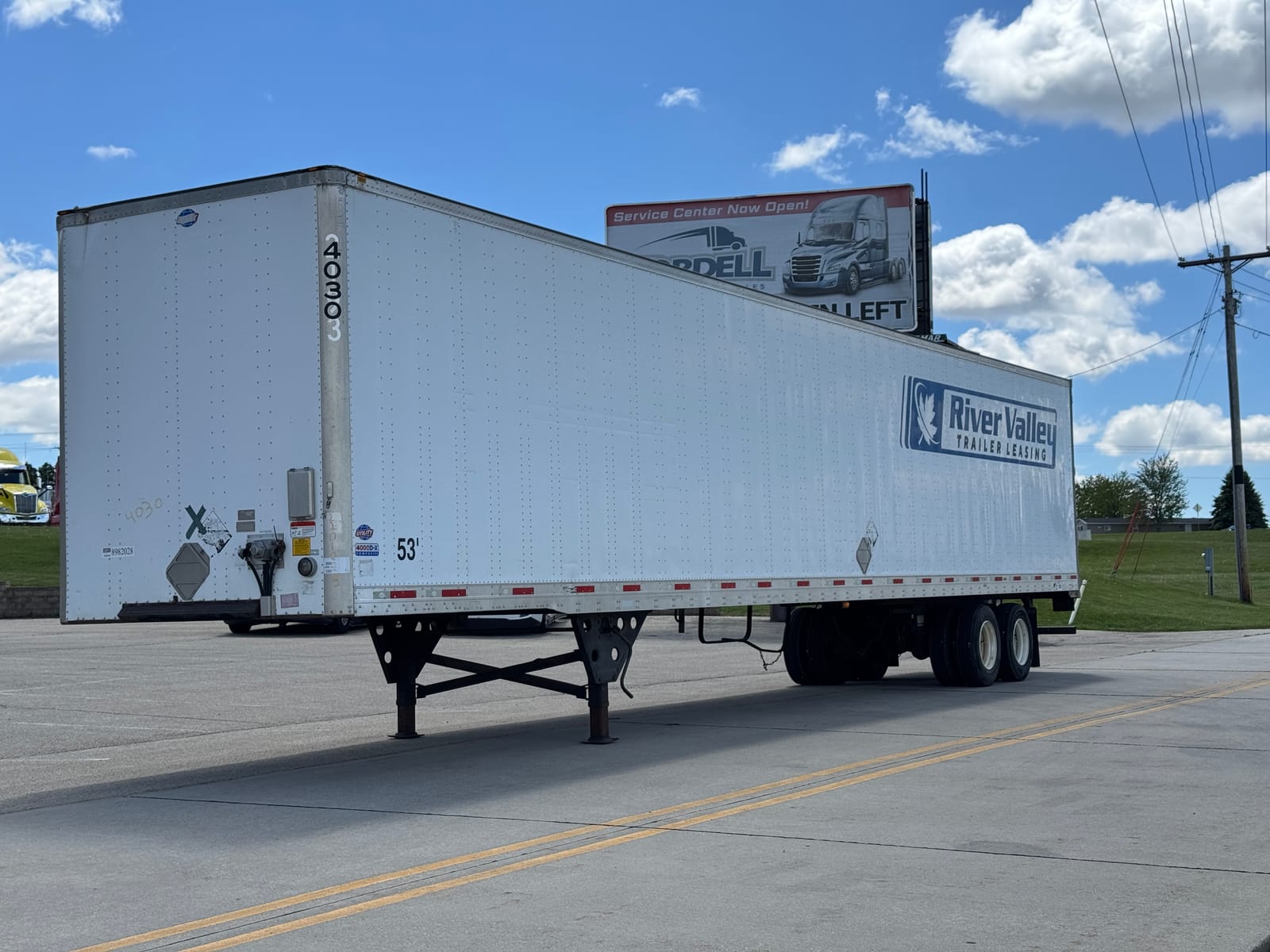 2014 UTILITY 4000 DX