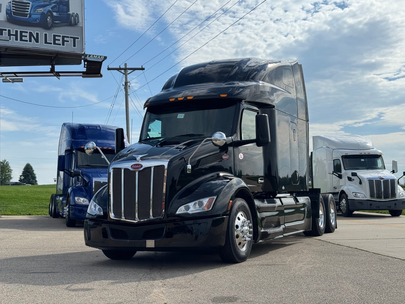 2022 PETERBILT 579