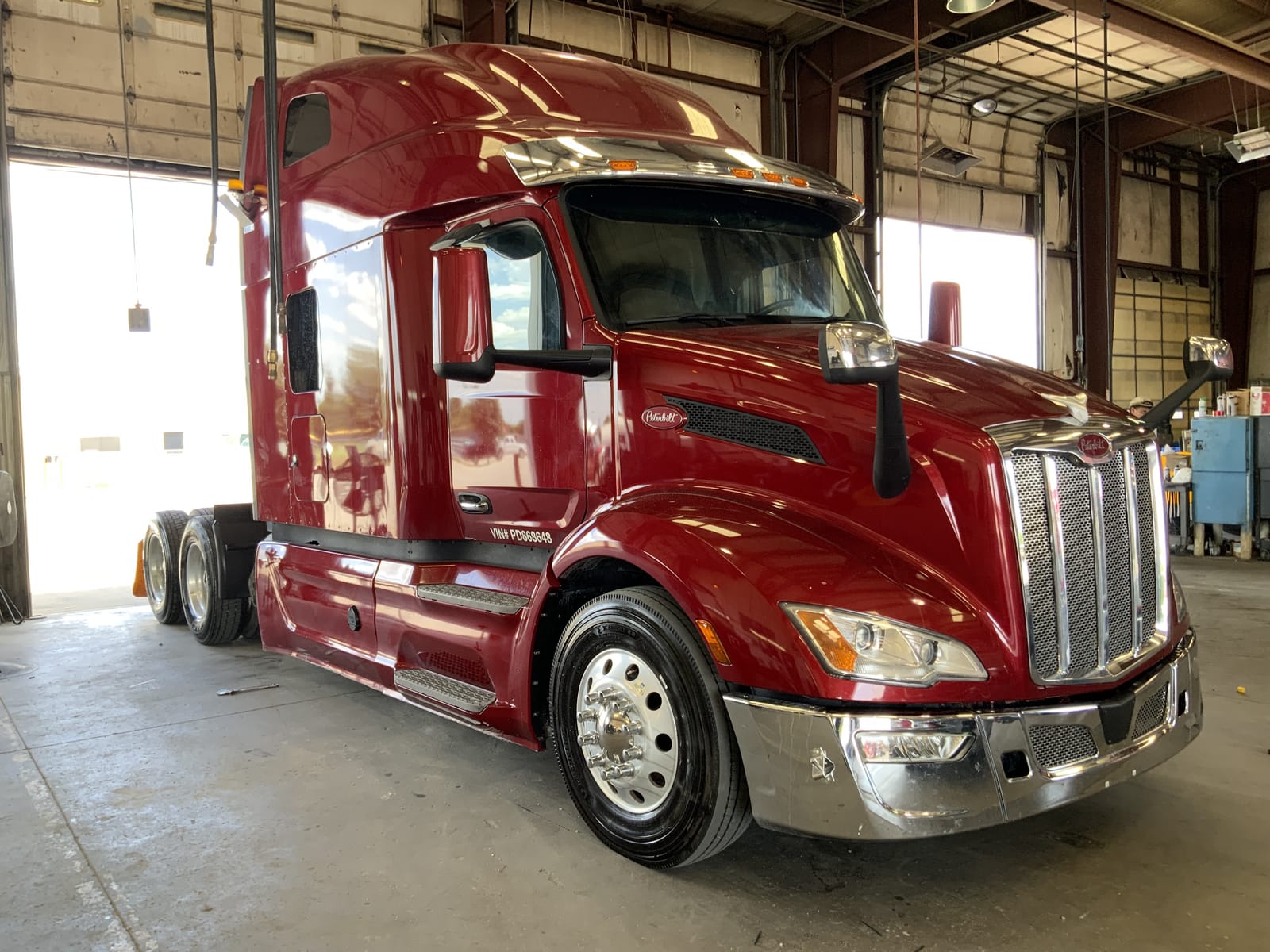 2023 PETERBILT 579